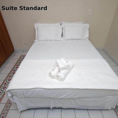 Suites Natalia Enseada Guarujá Exterior foto